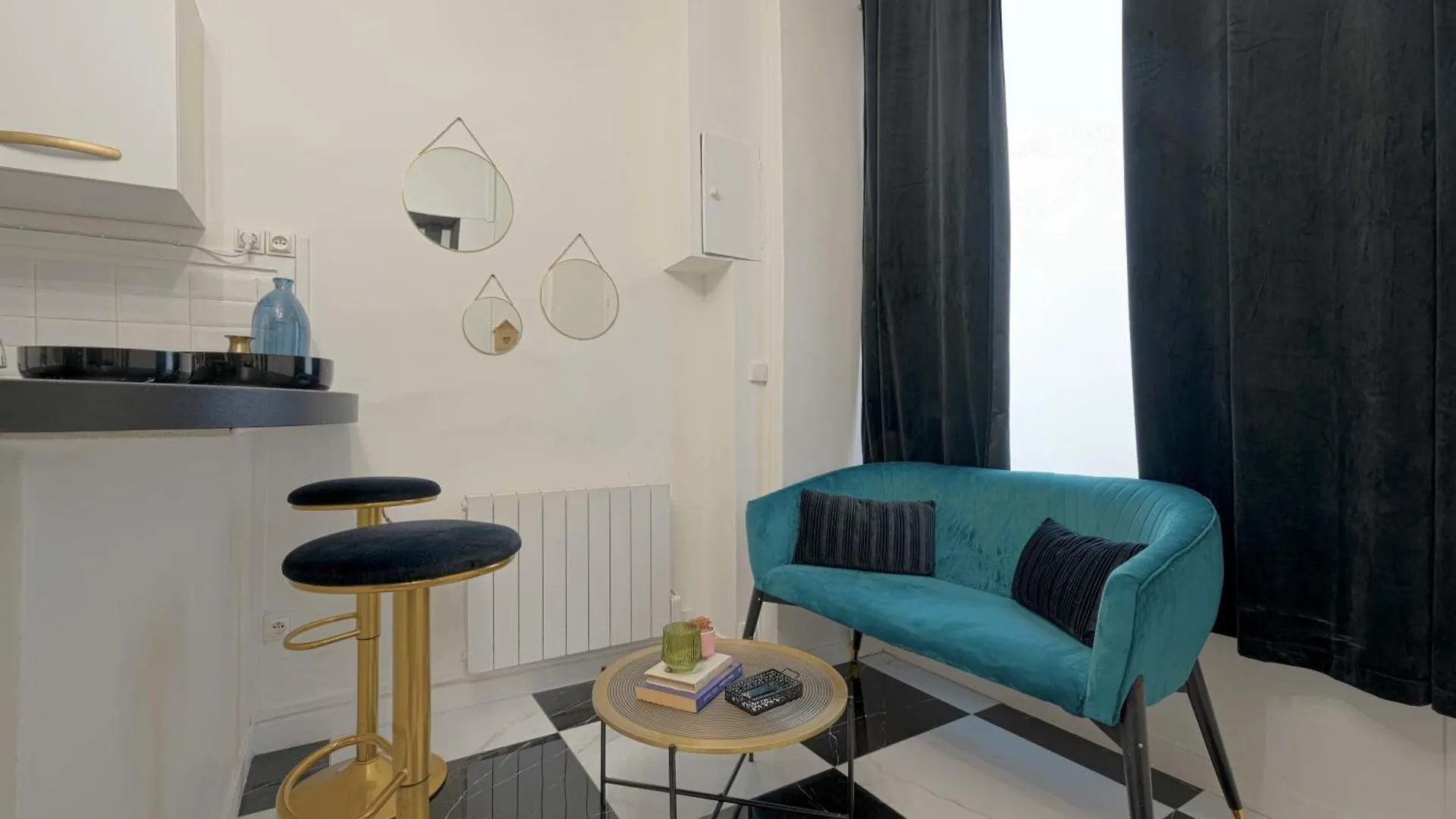 Fabulous Two Floor Apartment In 9Th Paris 0*,  France